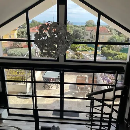 Apartament Sublime De Apercu /hippodrome / Cagnes-sur-Mer