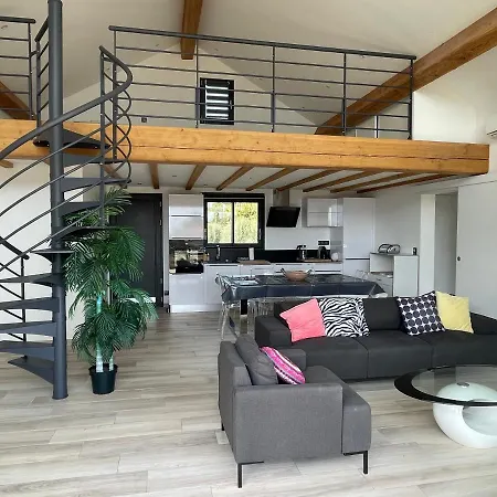 Sublime De Apercu /hippodrome / Apartment